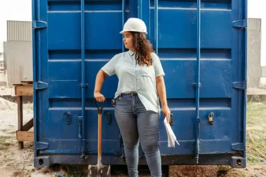 Storage containers improve logistics for small businesses