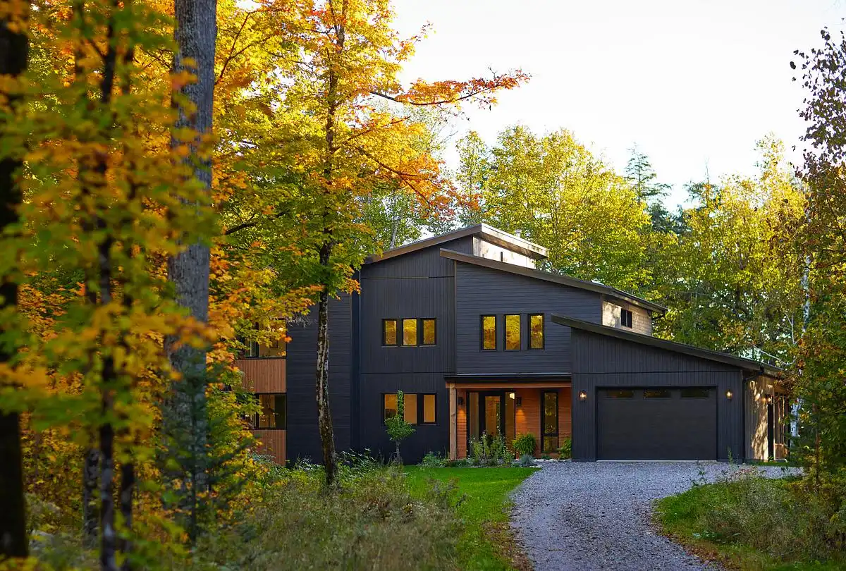 Wolfe Lake House Nipissing Canada