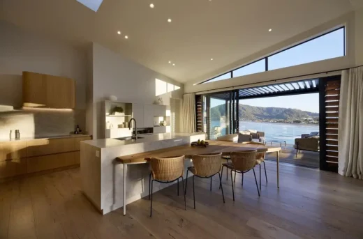 Cliff Hanger House Tairua North Island New Zealand