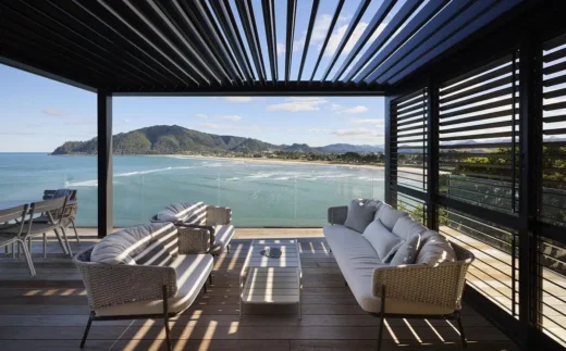 Cliff Hanger House Tairua New Zealand