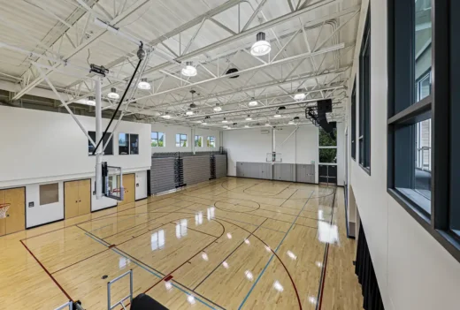 Giddens and Lake Washington Girls Middle School USA