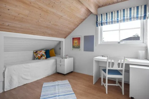 Home designs with easy waste cleanup