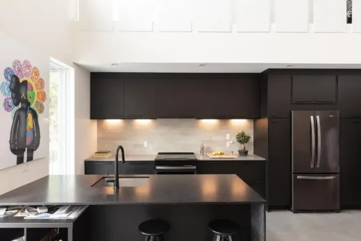 Maison Notre Dame Montreal Quebec apartments