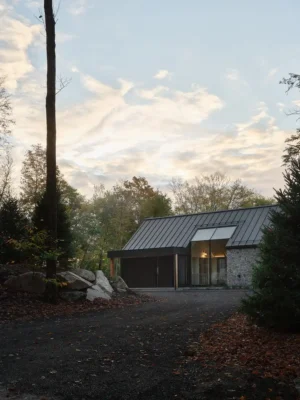 Mountainside Residence Quebec Canada