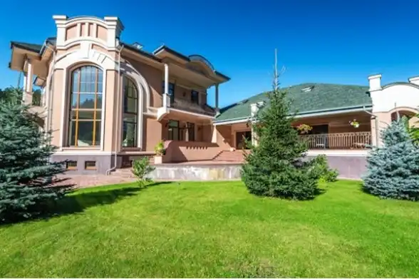 Ways to refresh and modernize your home exterior