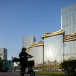 Zhuhai Hengqin CRCC Plaza by Aedas