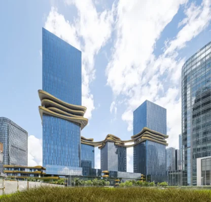 Zhuhai Hengqin CRCC Plaza by Aedas