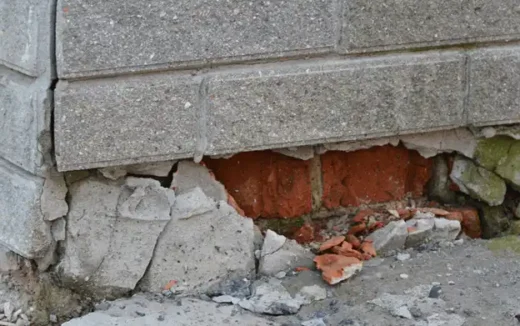 Building broken foundation home