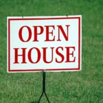 Consider before choosing a yard sign for property listing