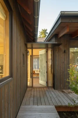 Mutiny Bay Beach Cabin Whidbey Island Washington