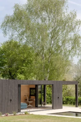 Oxfordshire Pond House Southern England
