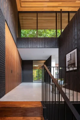 Ravine House Mississauga Ontario