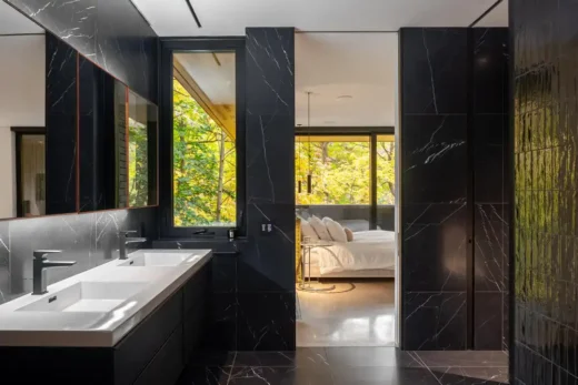 Ravine House Mississauga Canada