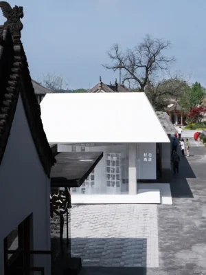 White Is Good Shop in Luoyang Henan Province China