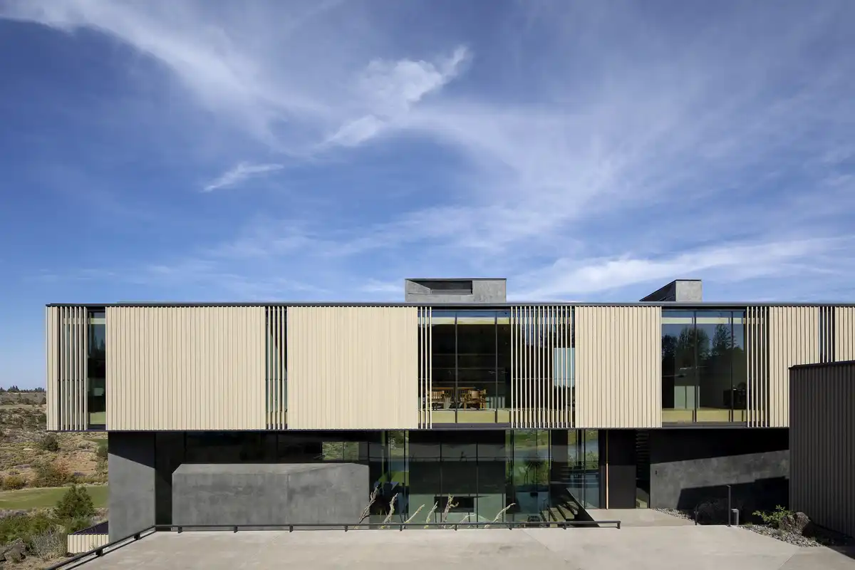 Tetherow Overlook House, Bend, Oregon, USA