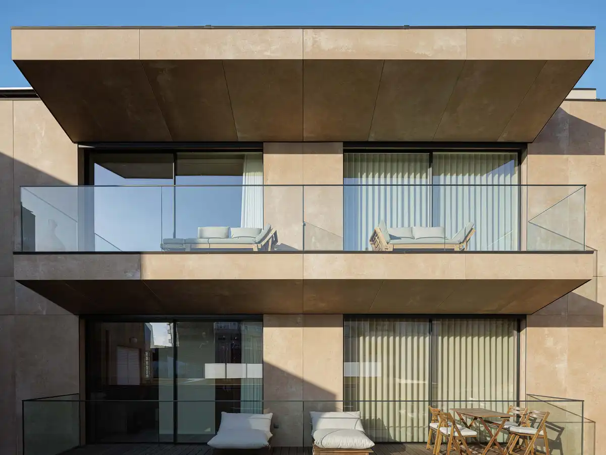 Reabilitacao Poveira Edificio FS11 Porto Portugal housing