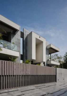 Urban Cave House Haryana India