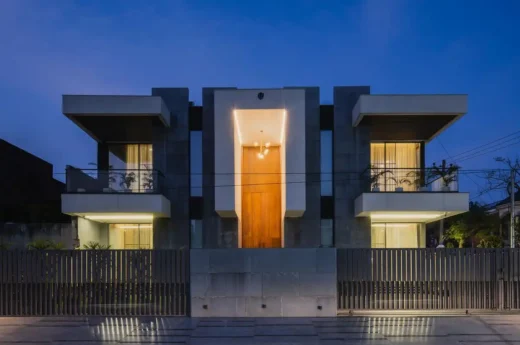 Urban Cave House Panchkula Haryana India