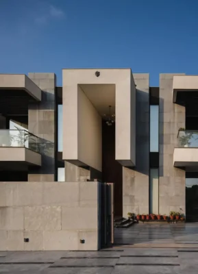 Urban Cave House Panchkula Haryana India