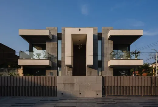 Urban Cave House Panchkula Haryana India