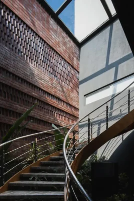 Urban Cave House Panchkula Haryana India