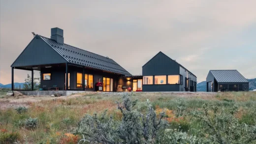 Anti-Shed House Winthrop Washington cabin