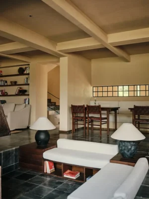 SongMoon Homestay and Bookhouse Yunnan China retreat