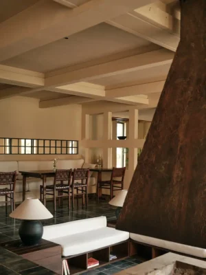 SongMoon Homestay and Bookhouse Yunnan China retreat