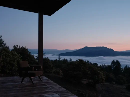 SongMoon Homestay and Bookhouse Yunnan retreat