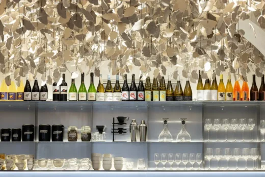 The Capsule Neo-Bistro Lisbon Portugal restaurant