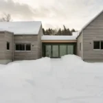 Mountain Retreat Quebec Canada house design news