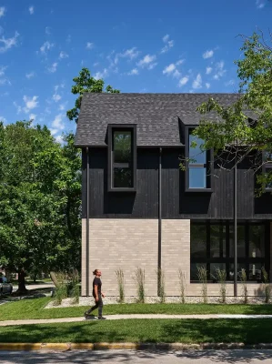 Collegiate House Manhattan Kansas student housing