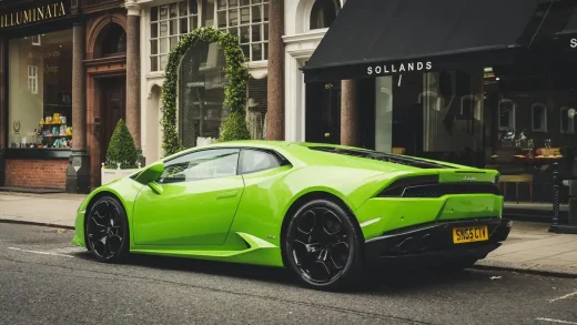 Lamborghini sports car - luxury vehicle transportation strategies