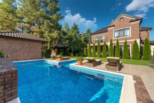 Home geometric swimming pool installation design