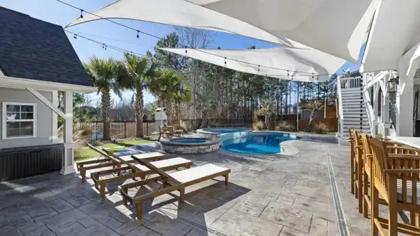 Home patio pavers materials choice