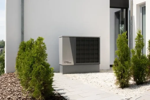Home underfloor heating heat pump