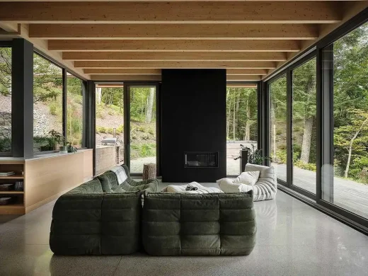 The Counter-Slope House Potton Quebec Canada