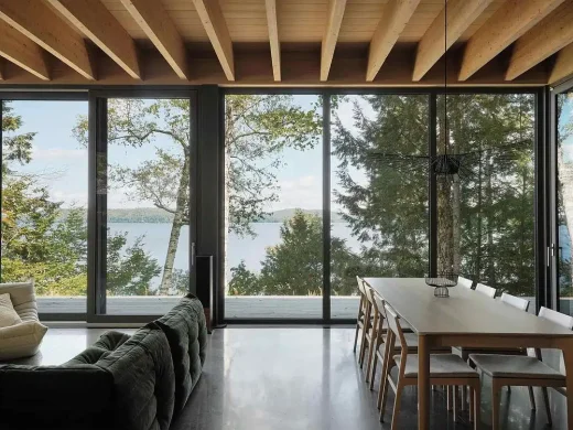 The Counter-Slope House Potton Quebec