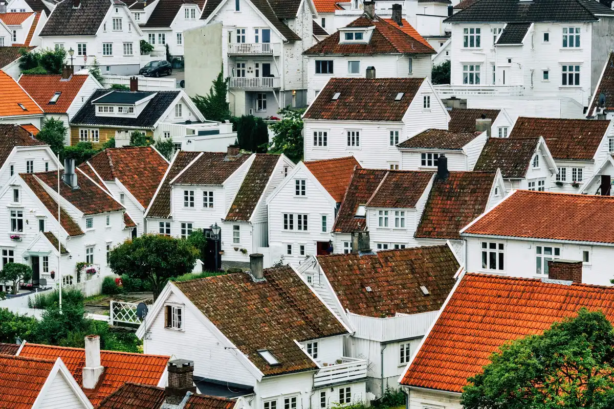 We buy any house companies reviewed - who completes
