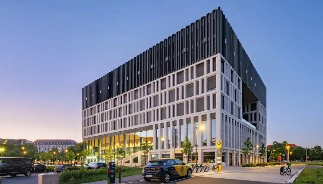 Dresden City Headquarters, Saxony office building design