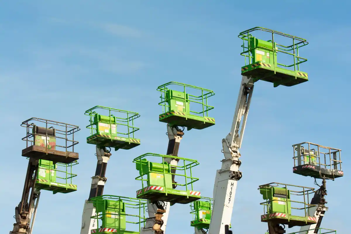 Common mistakes when renting aerial work platform
