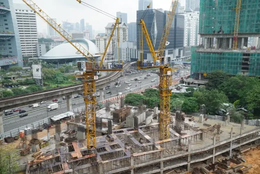 What construction quality control plans need to include